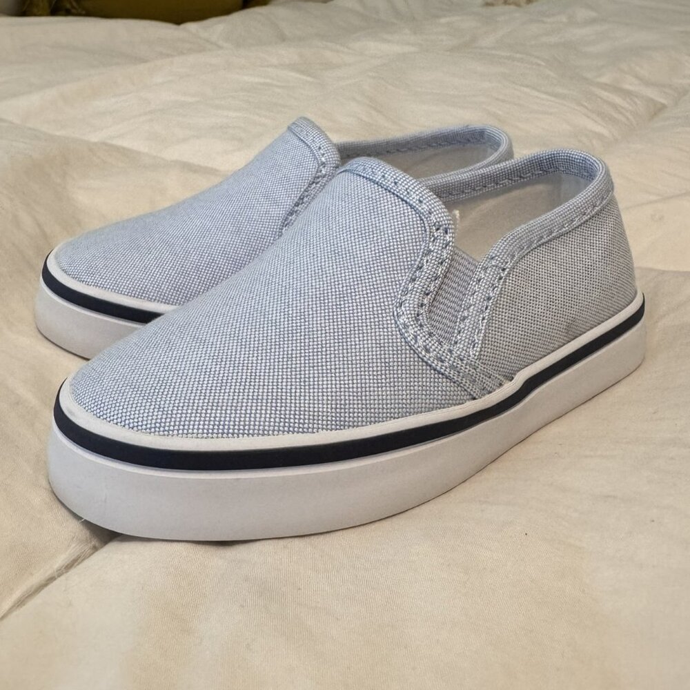slip-on sneaker